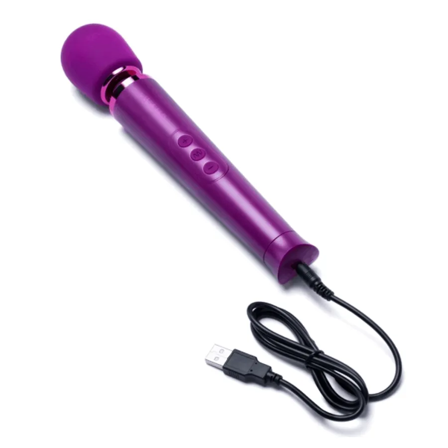 Le Wand Petite Rechargeable Massager - Cherry