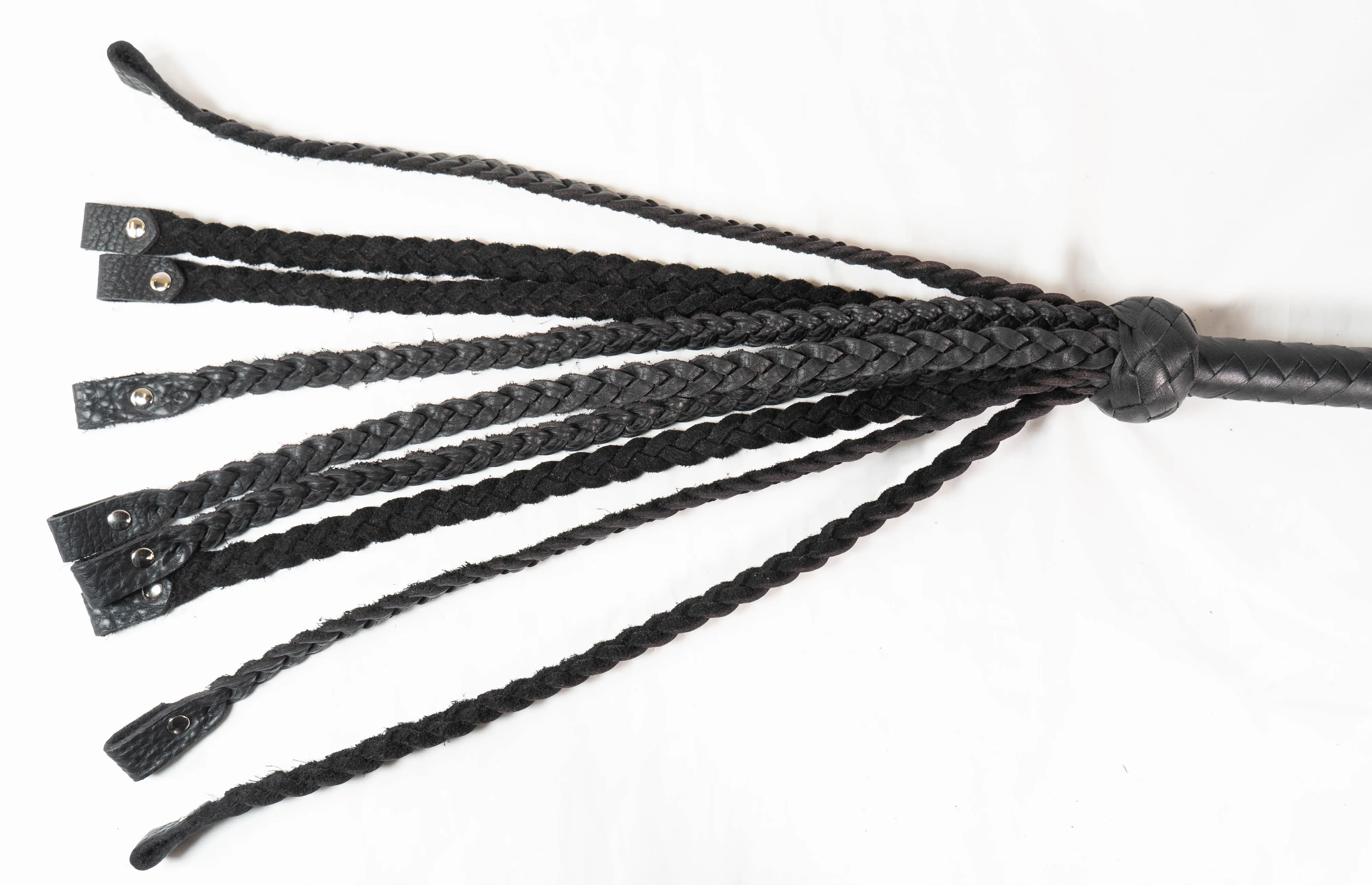 Rapture Leather Medusa Flogger in Black